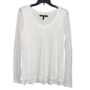 •WHITE HOUSE BLACK MARKET•NWOT WHITE V NECK LACE CHIFFON UNDERLAY BLOUSE SMALL